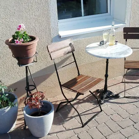 Sofka Apartment Sekull