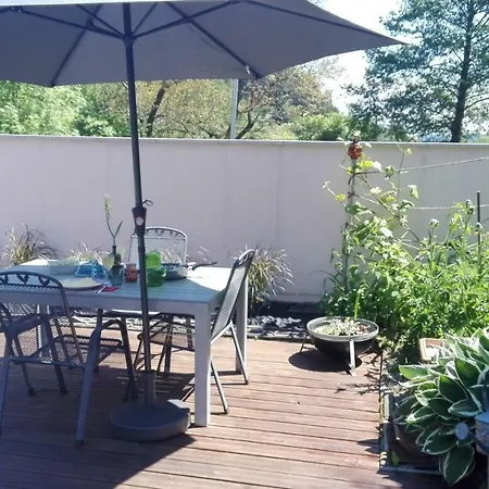 Sofka Apartment *